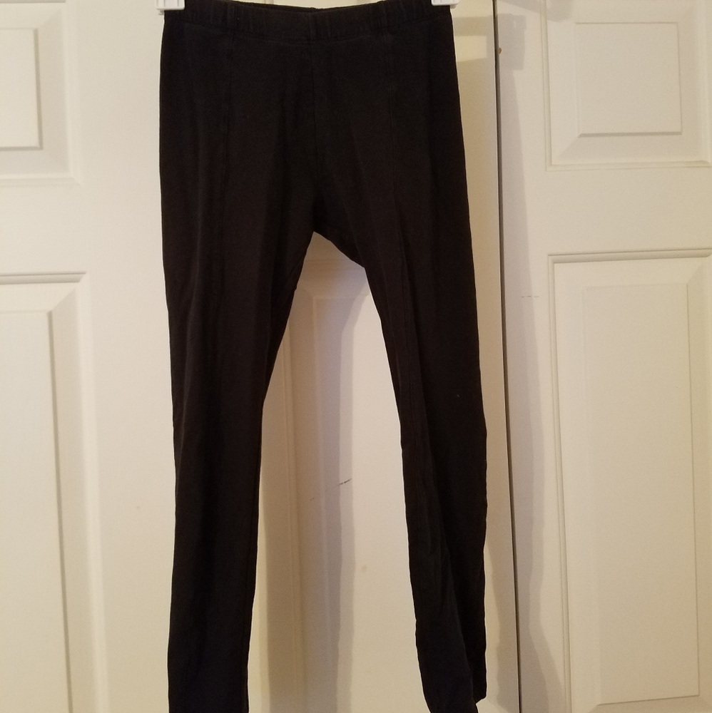 Black leggings